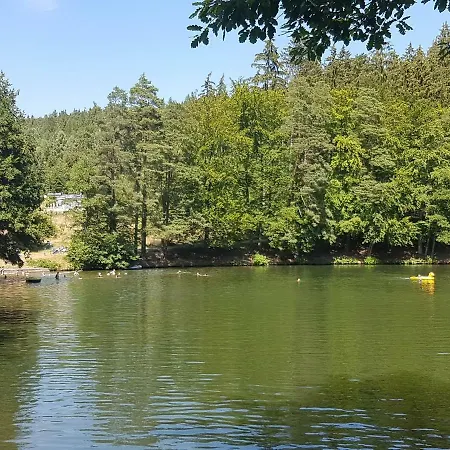 Am Badesee Schoensee 12 * Urnshausen