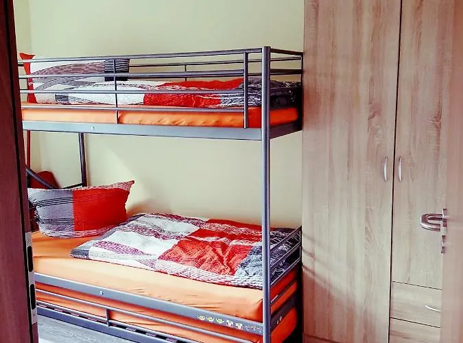 Дом отдыха Am Badesee Schoensee 12 *