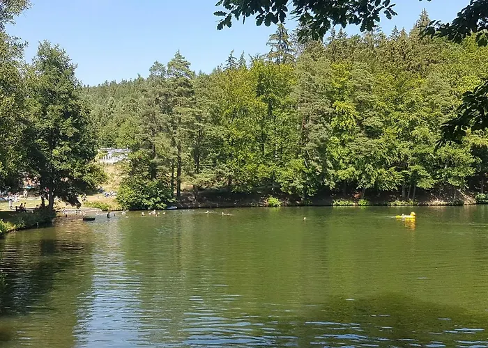 Am Badesee Schoensee 12 * Urnshausen